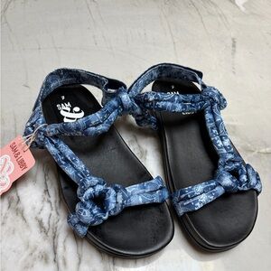Sam & Libby Blue Patterned Sandals